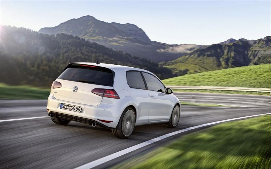  Volkswagen Golf GTi 2014 года  (фото 3 из 5)